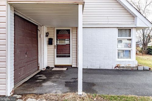 18 Sudberry Ln, Willingboro NJ  08046-1402 exterior