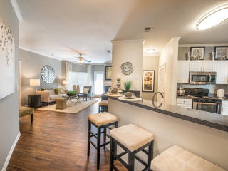 4460 Hodges Blvd, Jacksonville FL  32224-5201 exterior