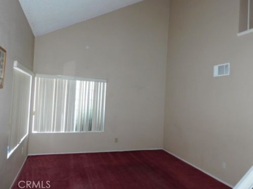 12382 Mount Baldy Dr, Victorville, CA 92392-9066