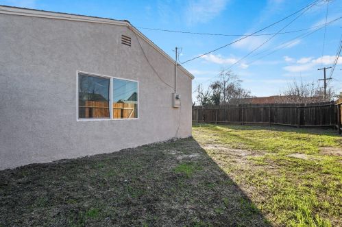 1401 Tebbutt Ave, Modesto CA  95350-3948 exterior