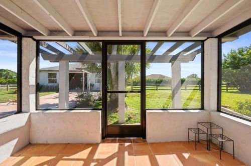 17652 Shetland Ln, Town Of Loxahatchee Groves FL  33470-3948 exterior