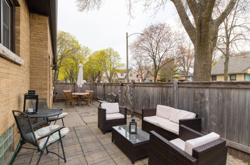 2478 72, Milwaukee WI 53219-2529 exterior