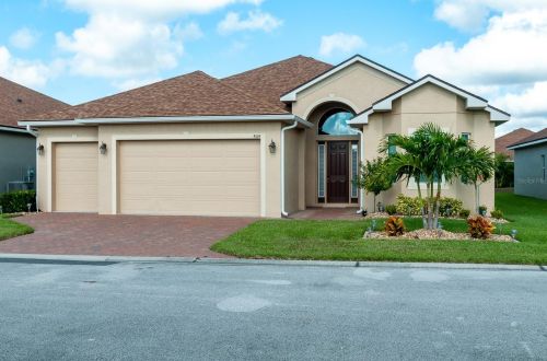 4524 Back Nine Dr, Winter Haven, FL 33884-3545