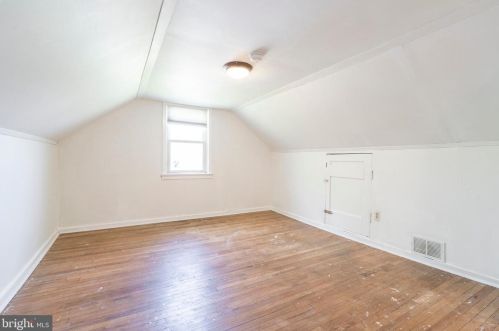 1733 Swamp Pike, Gilbertsville PA  19525-9704 exterior