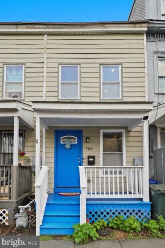 708 19th St, Washington, DC 20002-4714