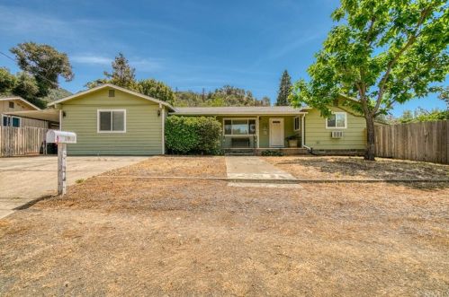 2947 Bell Ray Ave, Lucerne, CA 95458-8562