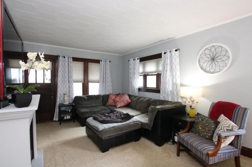 496 Garfield St, Fond Du Lac, WI 54935-1933