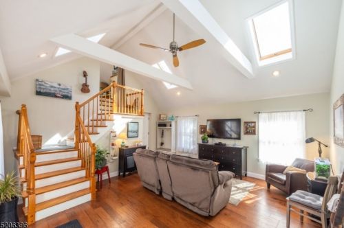 35 Kemah Mecca Lake Rd, Fredon NJ  07860-6617 exterior