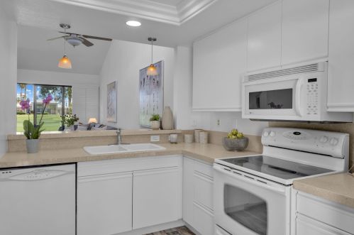 54720 Shoal Crk, La Quinta CA  92253-4782 exterior