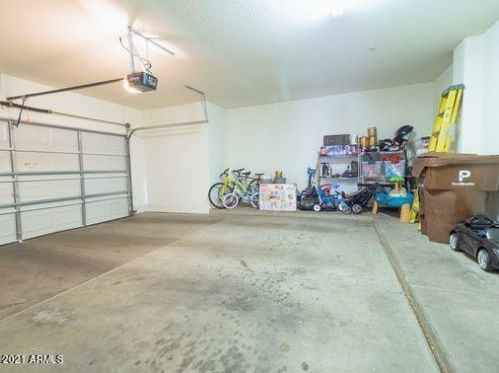 15881 74 Ave, Peoria AZ 85345-8900 exterior