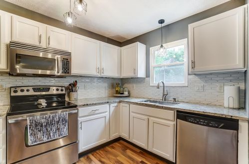 7953 Hickson Dr, Blacklick OH  43004-9113 exterior