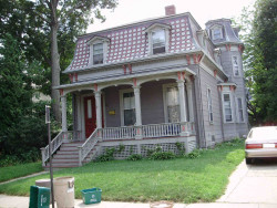 7 Channing St, Newton, MA 02458-1628