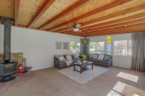 8155 Stadler St, La Mesa CA  91942-2617 exterior