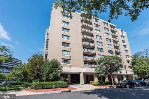 800 25th St, Washington DC 20037-2208 exterior