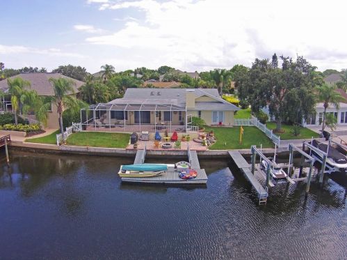 4108 Perry Pl, New Port Richey, FL 34652-3152