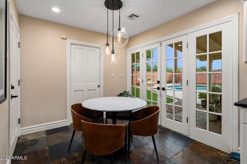 6141 Edgemont Ave, Scottsdale AZ  85257-1050 exterior