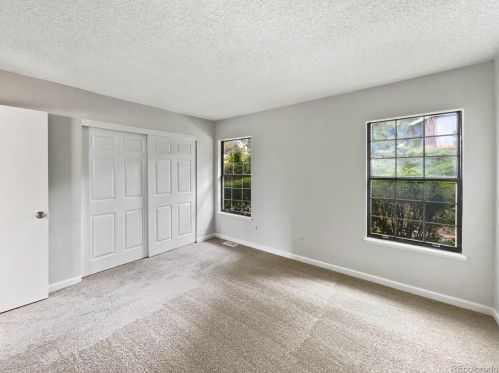 3857 Fraser St, Denver CO 80014-3829 exterior