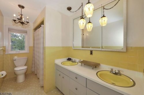 48 Bensam Pl, Paterson NJ 07508-3009 exterior