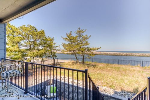 59 Harborhead Dr, Point Pleasant Beach NJ  08742-2681 exterior