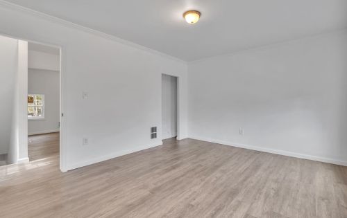 1321 4th Ave, Beaver Falls PA  15010-4247 exterior