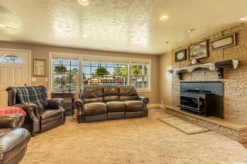 293 350, West Kaysville UT  84037-2417 exterior
