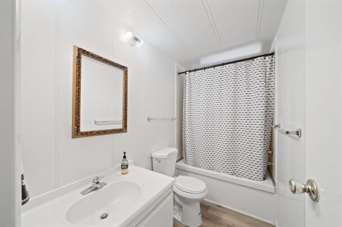 32861 Brechtel St, Lake Elsinore CA  92530-0420 exterior