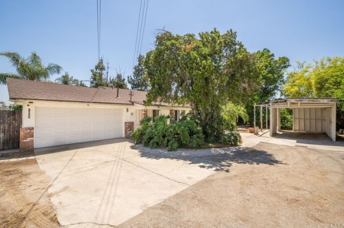 1653 Echo Dr, San Bernardino, CA 92404-2145