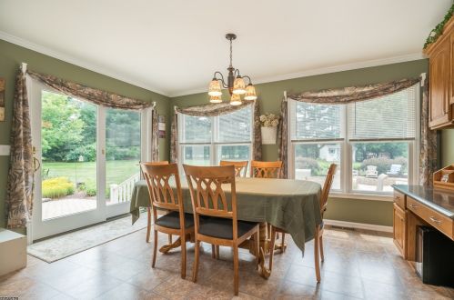 12 Country Meadow Rd, Hackettstown NJ  07840-5205 exterior