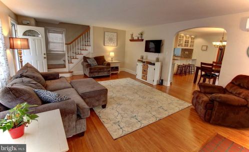 110 Madison St, Harrisburg, PA 17109-2219