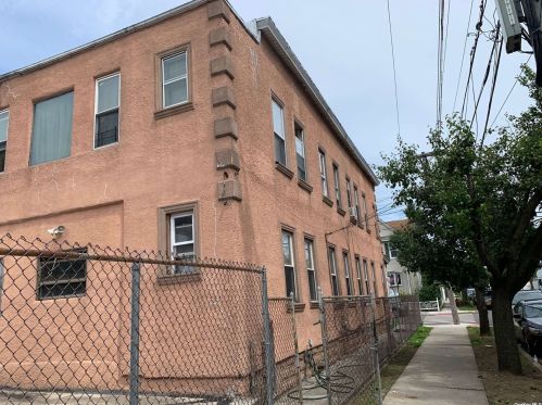 144-01 105th Ave, Jamaica NY  11419-3235 exterior