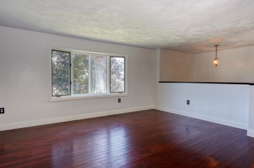 2 Wintergreen Cir, Methuen MA  01844-5470 exterior