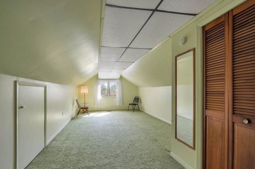 155 Warren Dr, New Kensington PA  15068-5240 exterior