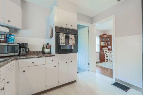 2171 Glenside Ave, Cincinnati OH 45212-1140 exterior