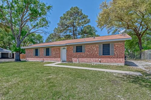108 Crestway St, Chita, TX 75862-6027