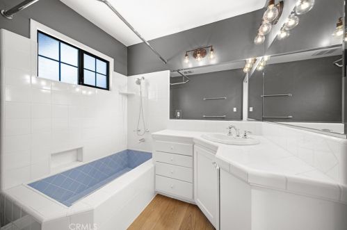 717 Laurel Ave, Glendora CA  91741-2805 exterior