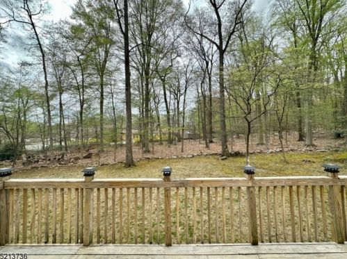 50 Dolly Dr, Parsippany NJ  07054-1714 exterior
