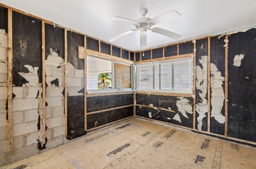 5 Fairview Blvd, Fort Myers Beach FL  33931-4565 exterior