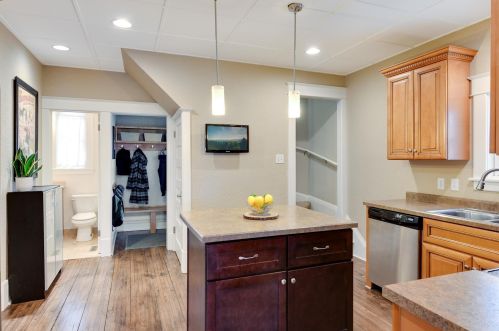 939 Bayard Ave, Saint Paul MN 55102-4003 exterior