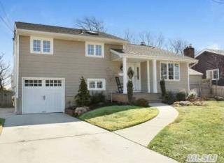 17 Jomarr Ct, East Massapequa, NY 11758-7933