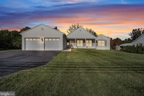 19 Skyport Rd, Navy Sup Dpt, PA 17050-2329