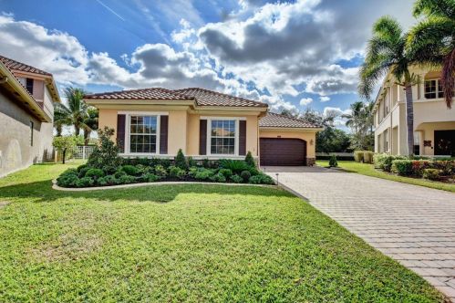 9869 Cobblestone Creek Dr, Boynton Beach, FL 33472-4453
