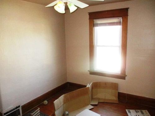 1618 59, Milwaukee WI 53214-5126 exterior