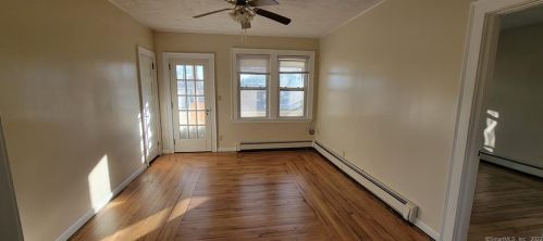 30 Merriam Ave, Bloomfield CT  06002-3807 exterior
