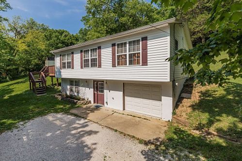 4336 Winters Ln, Newport, KY 41076-8666