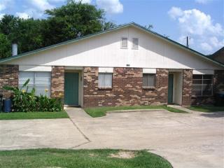 1235 April Bloom, College Station TX  77840-1891 exterior