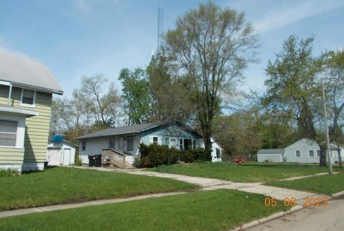 1822 Harrison Ave, Beloit, WI 53511-3512