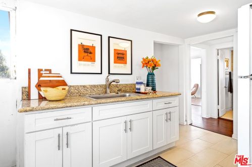 2083 Hanscom Dr, South Pasadena CA  91030-4011 exterior