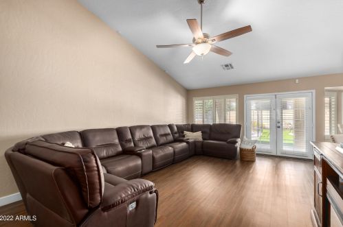 668 Leah Ave, Gilbert AZ 85233-2036 exterior