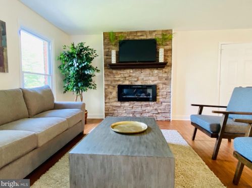 340 Yorktown Rd, Swatara PA  17033-1863 exterior