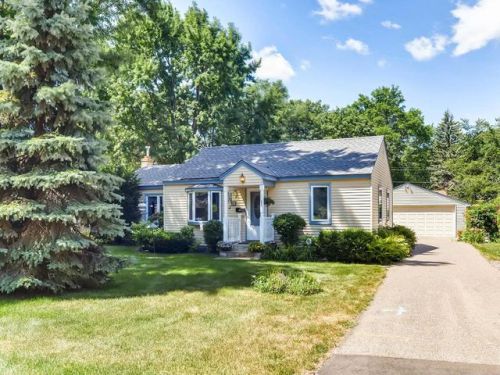 5817 Perry Ave, Minneapolis, MN 55429-2832